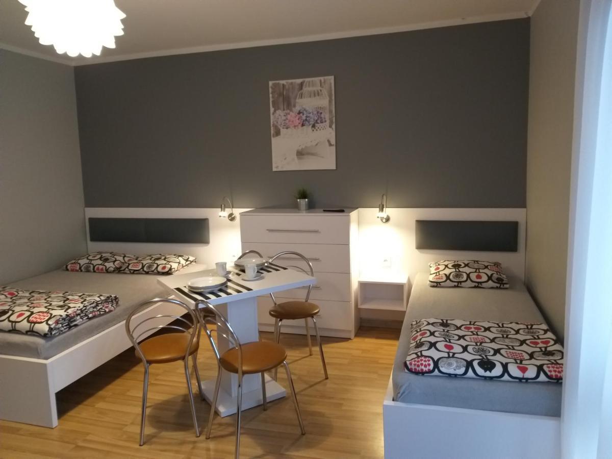 Przystan Jagoda - Pokoje I Domki Ostrowo  Extérieur photo